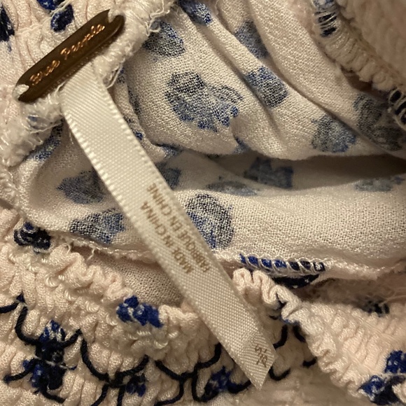 Mock Neck Floral Dress - Picture 5 of 5